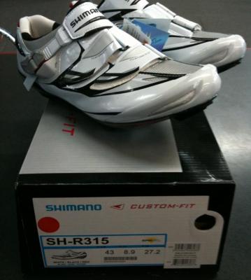 Shimano R315 Road Shoes. Size 43